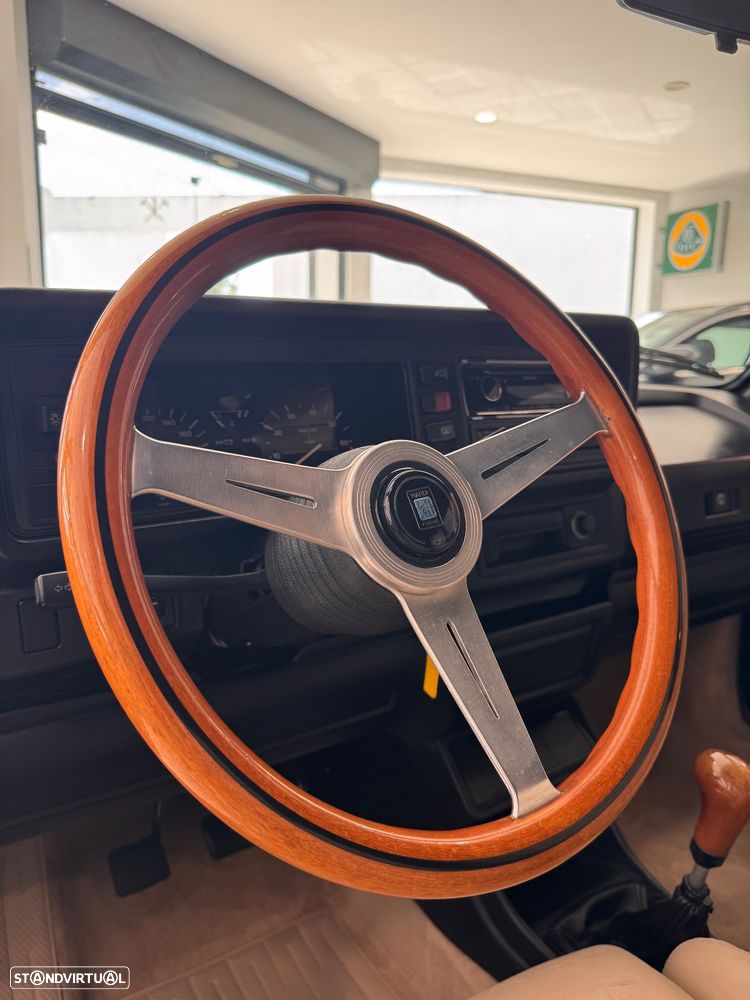 VW Golf Cabriolet - 12