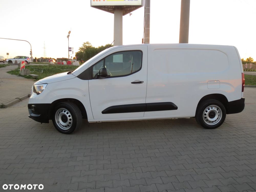 Opel COMBO SALON POLSKA ORYGINAŁ LAKIER i BARDZO NISKI PRZEBIEG  JAK NOWY - OKAZJA !!! - 8