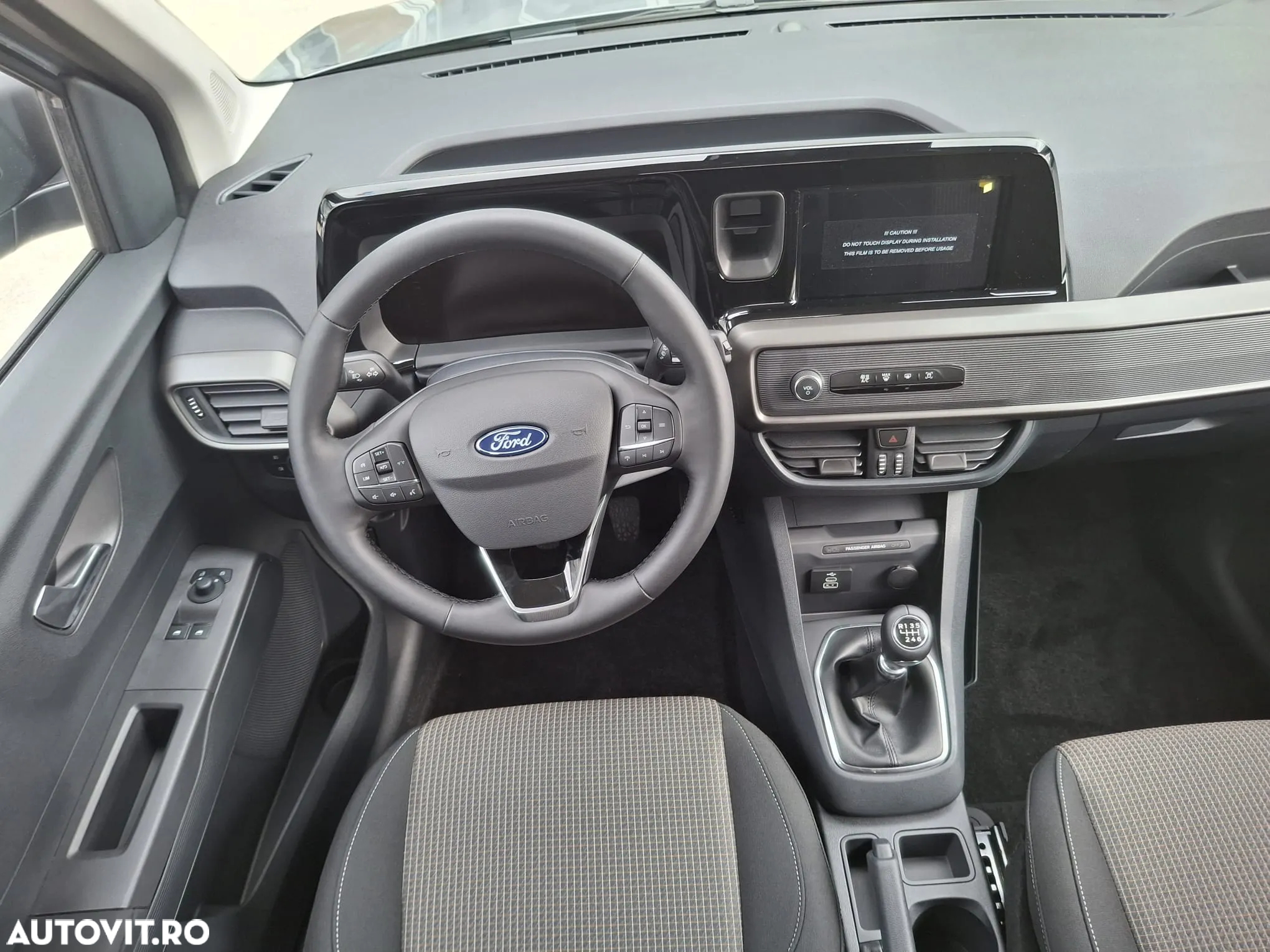 Ford Tourneo Courier 1.0 EcoBoost Trend - 11