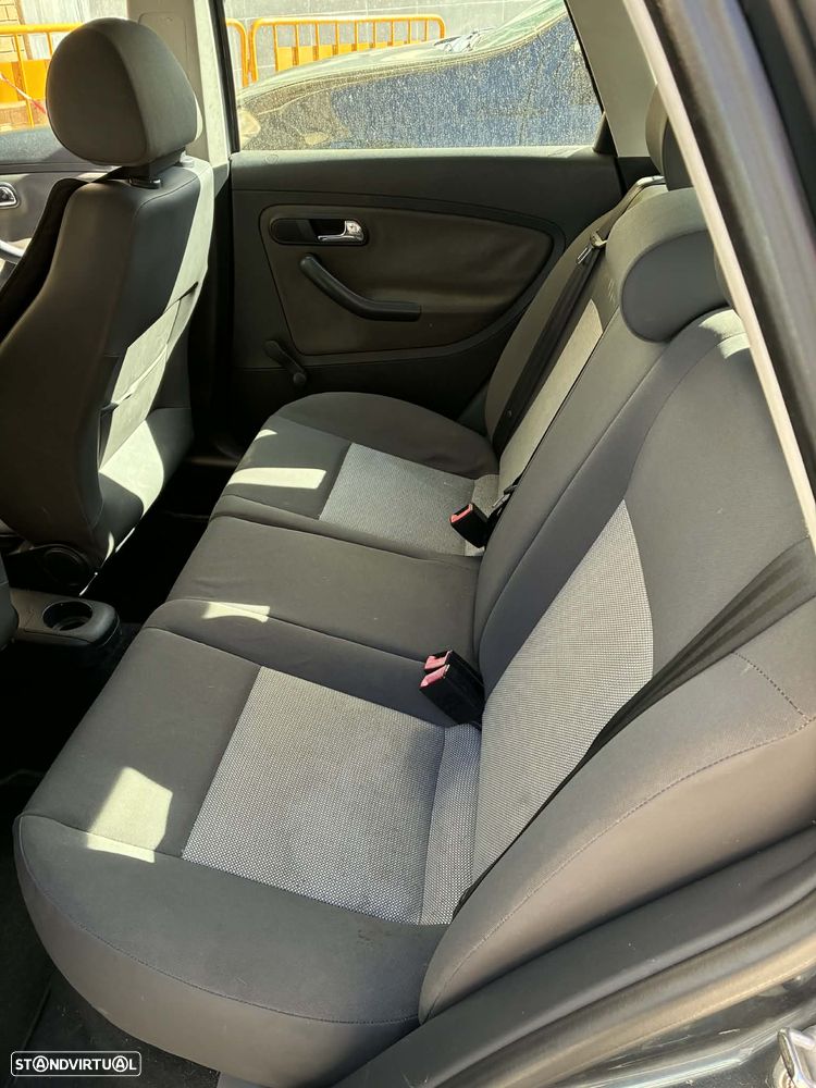 SEAT Ibiza 1.2 12V Reference - 8