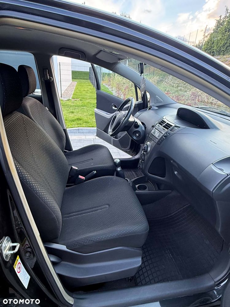 Toyota Yaris 1.0 Active - 10