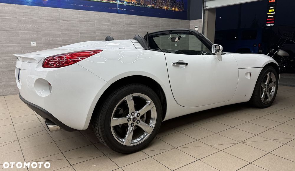 Pontiac Solstice - 9