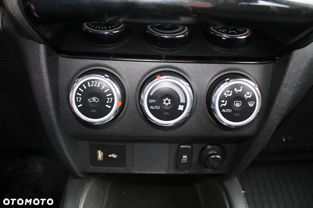 Mitsubishi ASX 1.6 Inform - 24