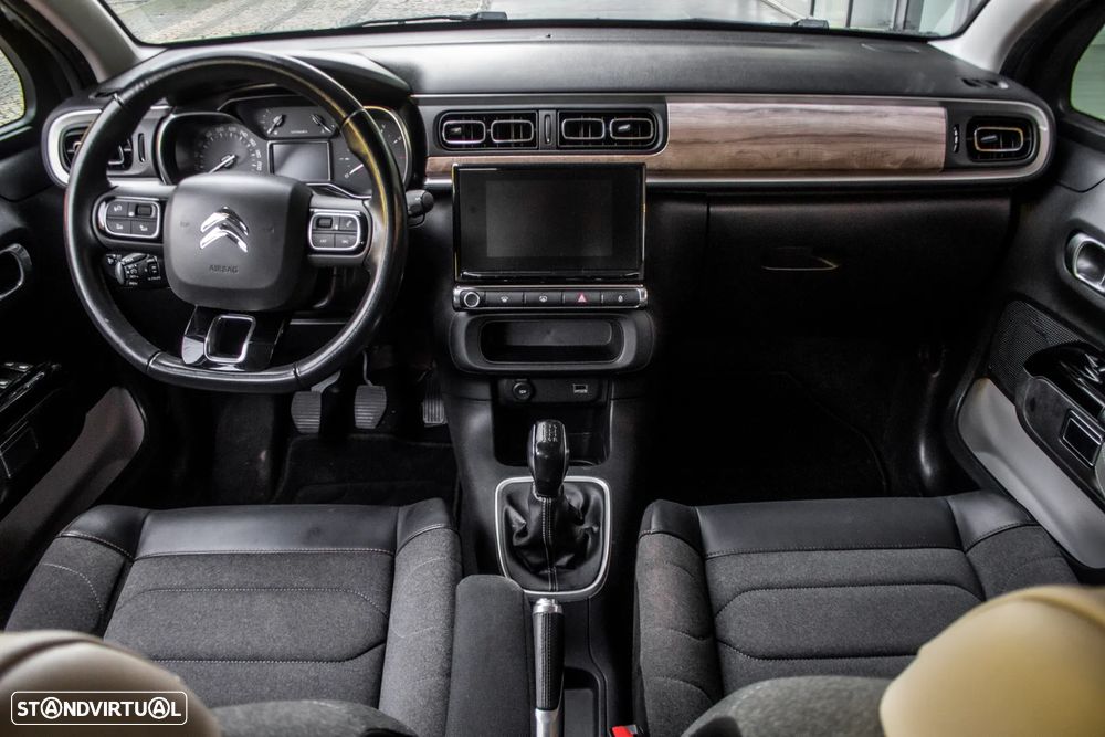 Citroën C3 1.2 PureTech Shine - 25