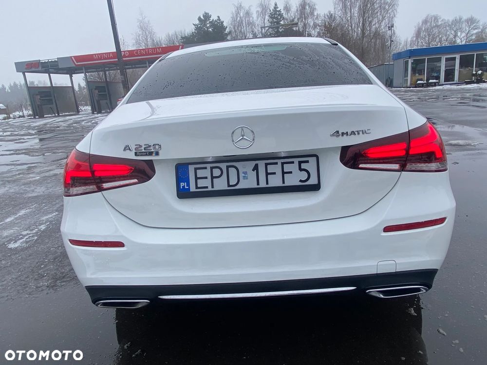 Mercedes-Benz Klasa A 220 4Matic 7G-DCT AMG Line - 3