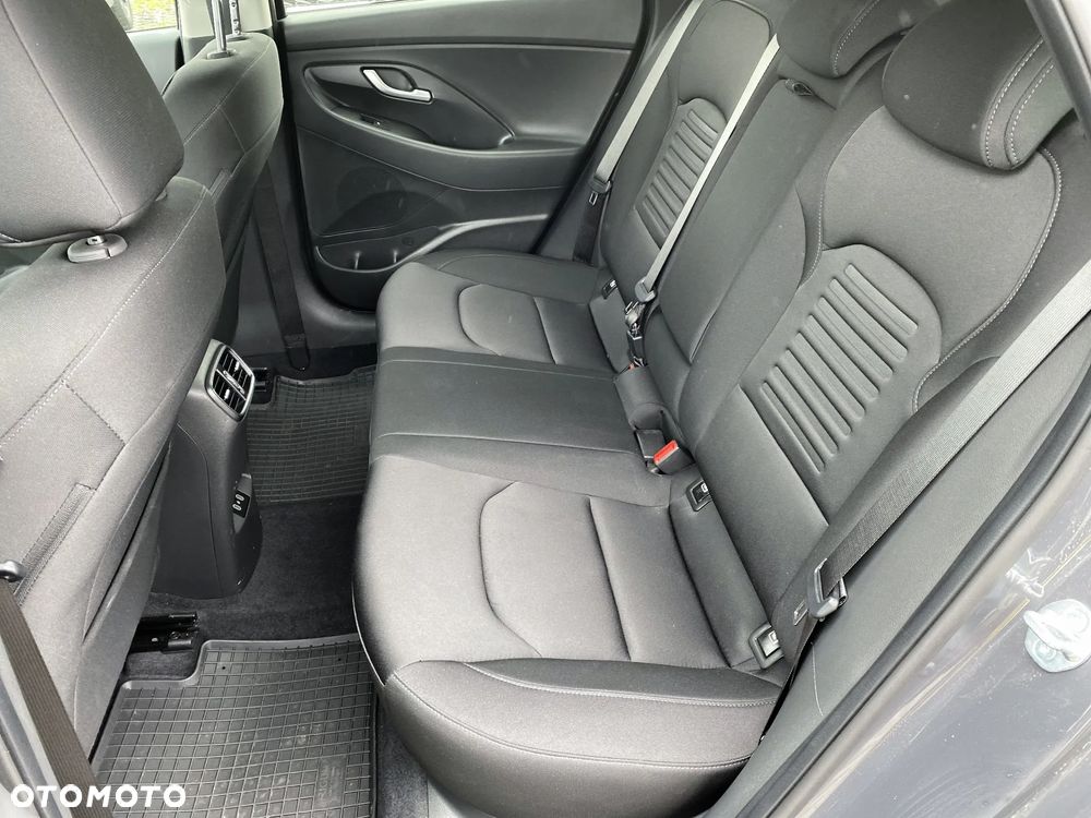 Hyundai i30 1.5 T-GDI 48V Smart Plus - 16