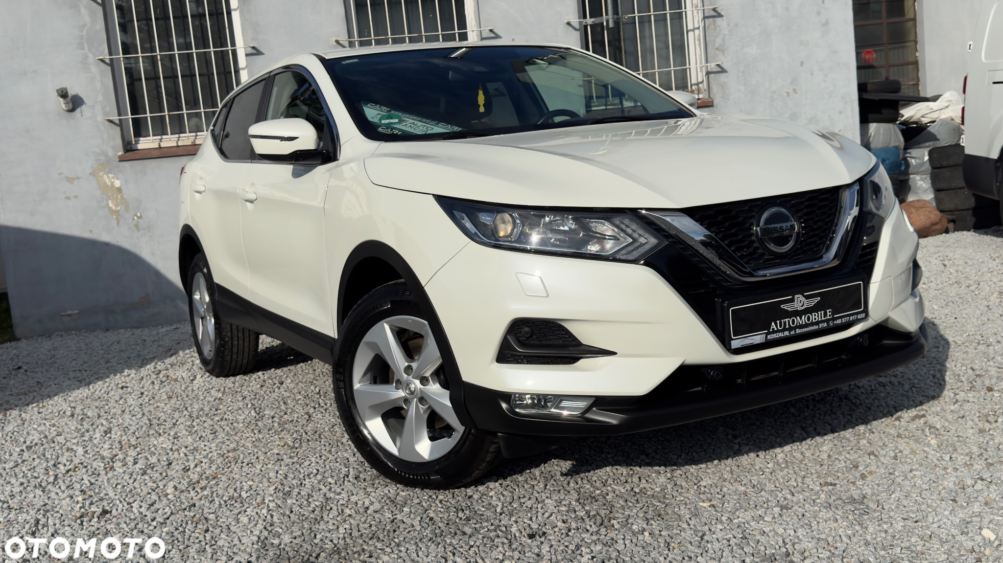 Nissan Qashqai 1.2 DIG-T Acenta EU6 - 8