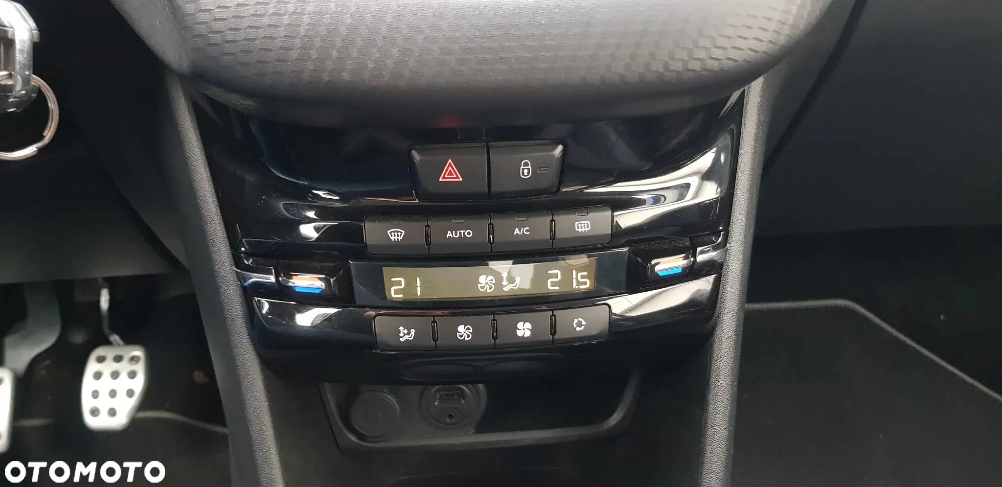 Peugeot 208 PureTech 110 Stop&Start XY - 21