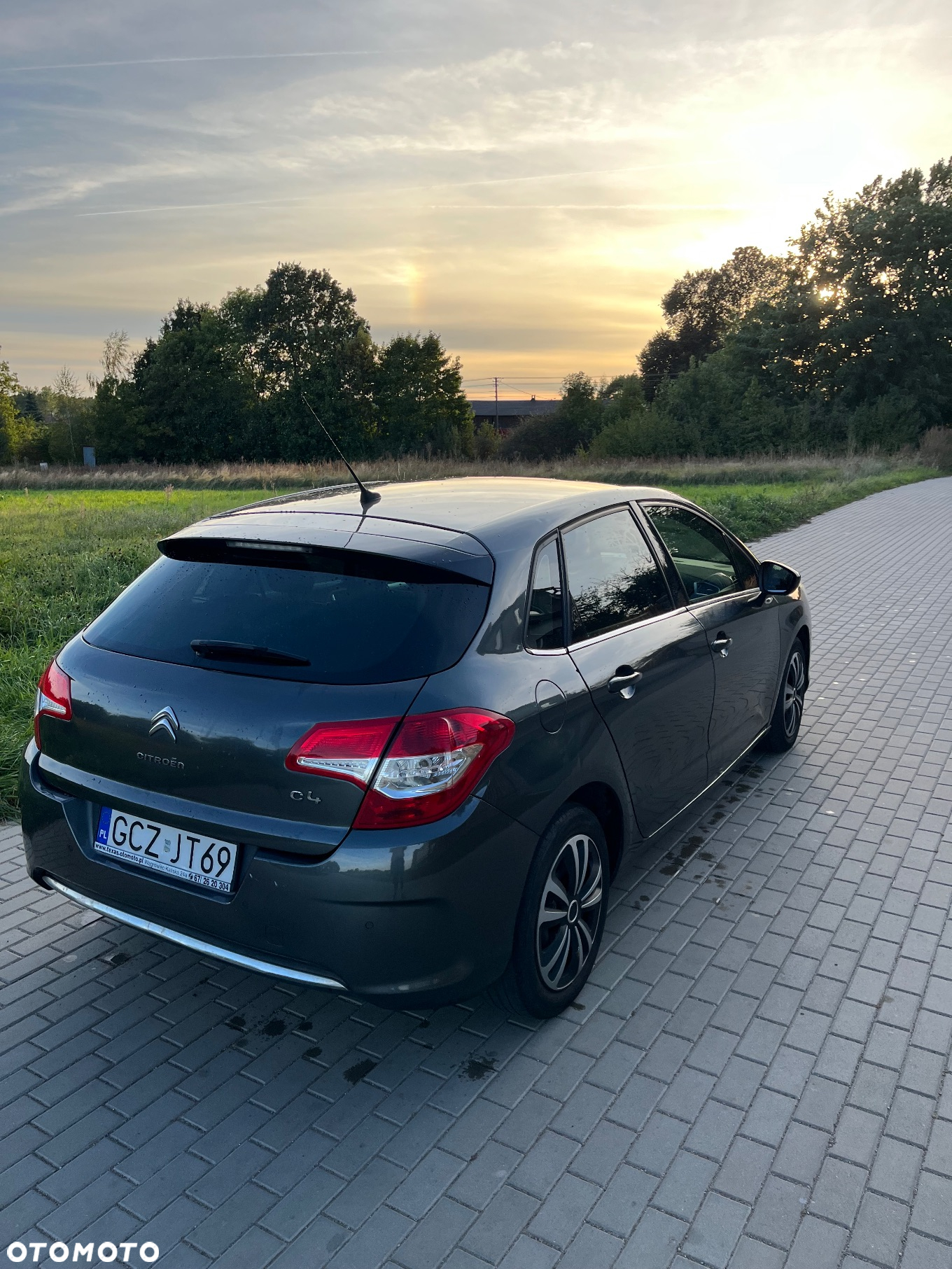 Citroën C4 1.6 HDi Attraction - 7