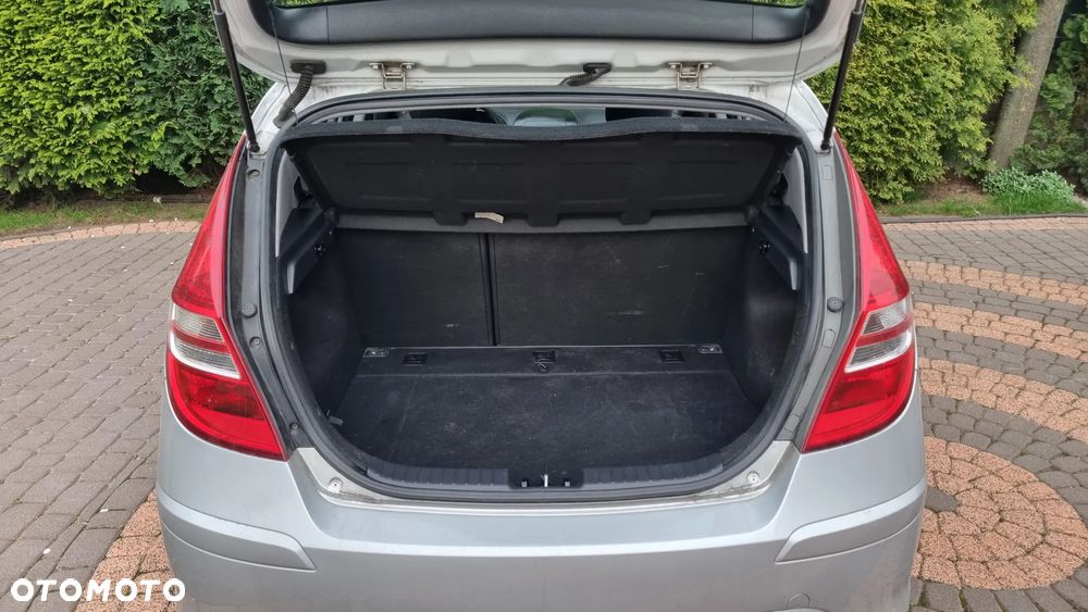 Hyundai i30 1.4 Edition 20 - 12