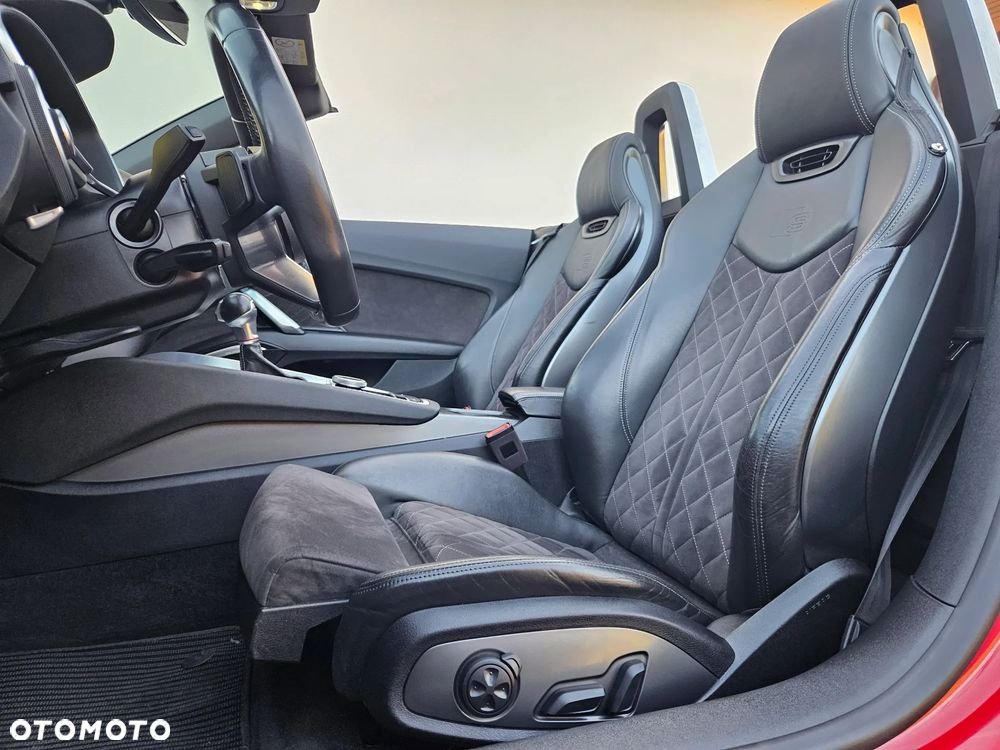 Audi TT S Roadster tronic - 8