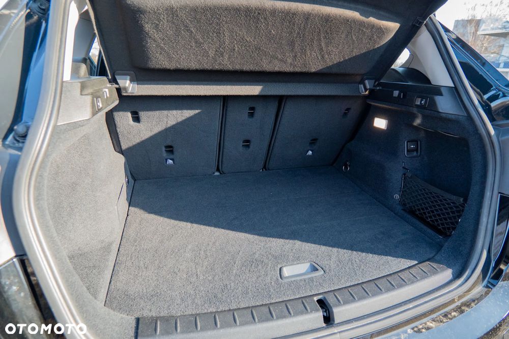 BMW Seria 2 218i Sport Line - 30