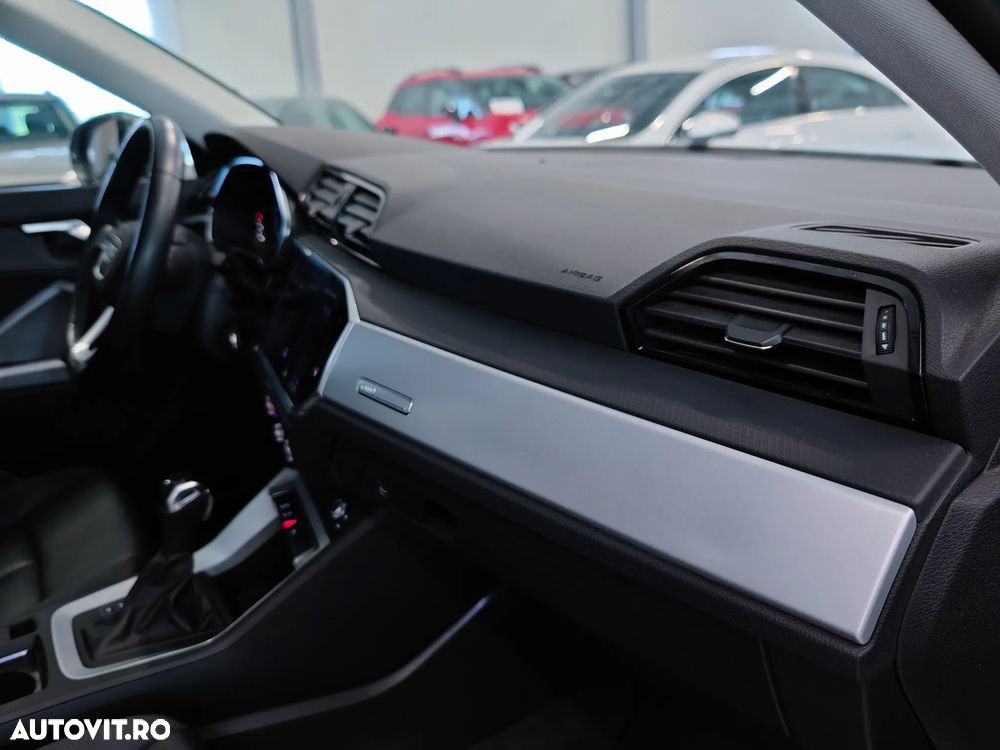 Audi Q3 2.0 35 TDI S tronic - 12
