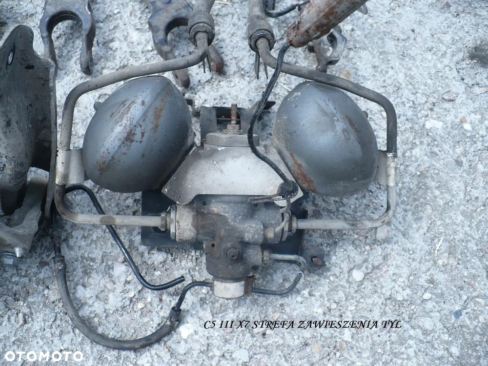 CITROEN C5 III 08-17 SILOWNIKI HYDRAULICZNE TYL - 10