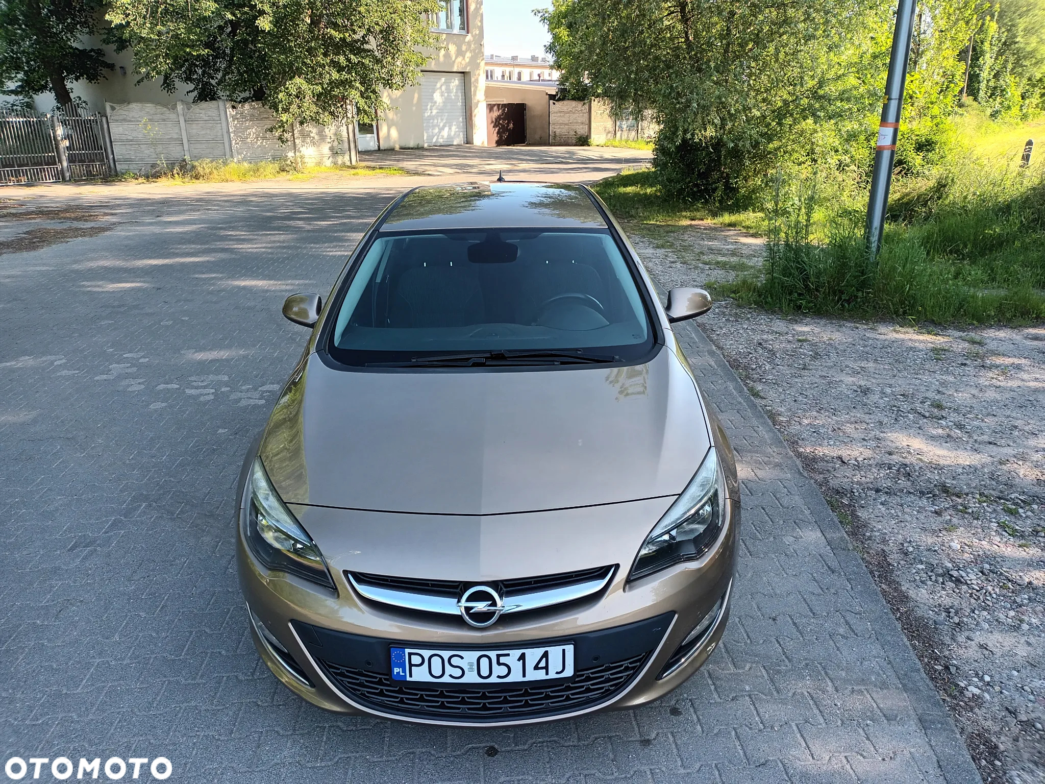 Opel Astra IV 1.4 T Cosmo - 16