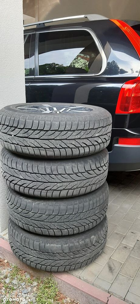 Volvo XC 90 - 27