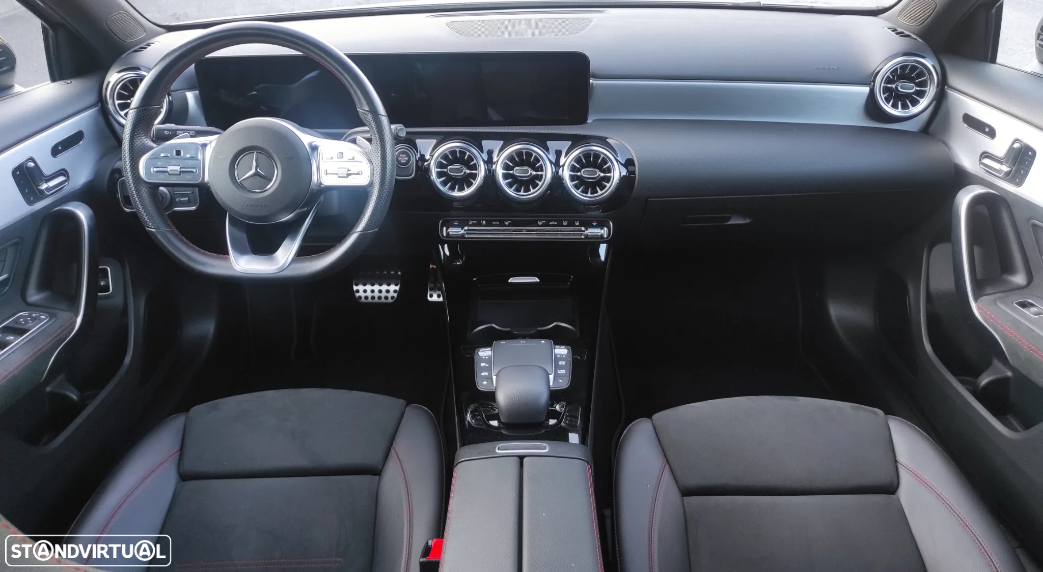 Mercedes-Benz A 250 e AMG Line - 16