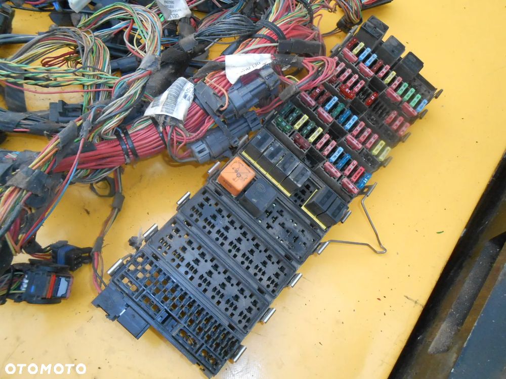 Wiązka kabiny skrzynka bezpieczników John Deere 6930 Premium - 2