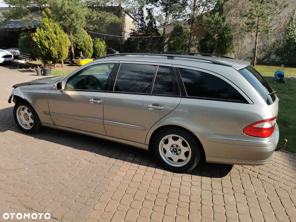 Mercedes-Benz Klasa E - 25