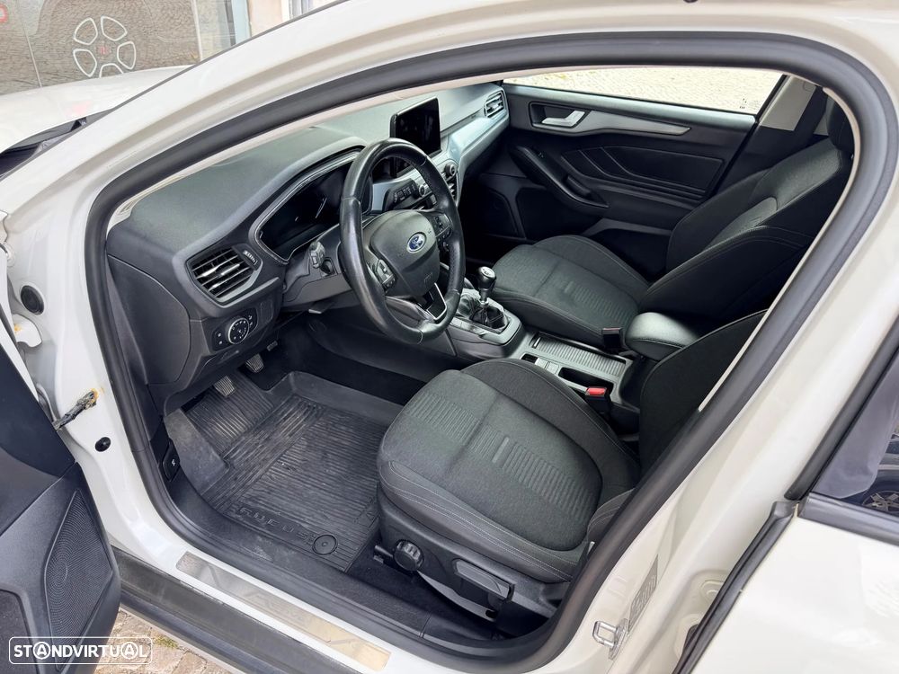 Ford Focus SW 1.0 EcoBoost Active X - 19