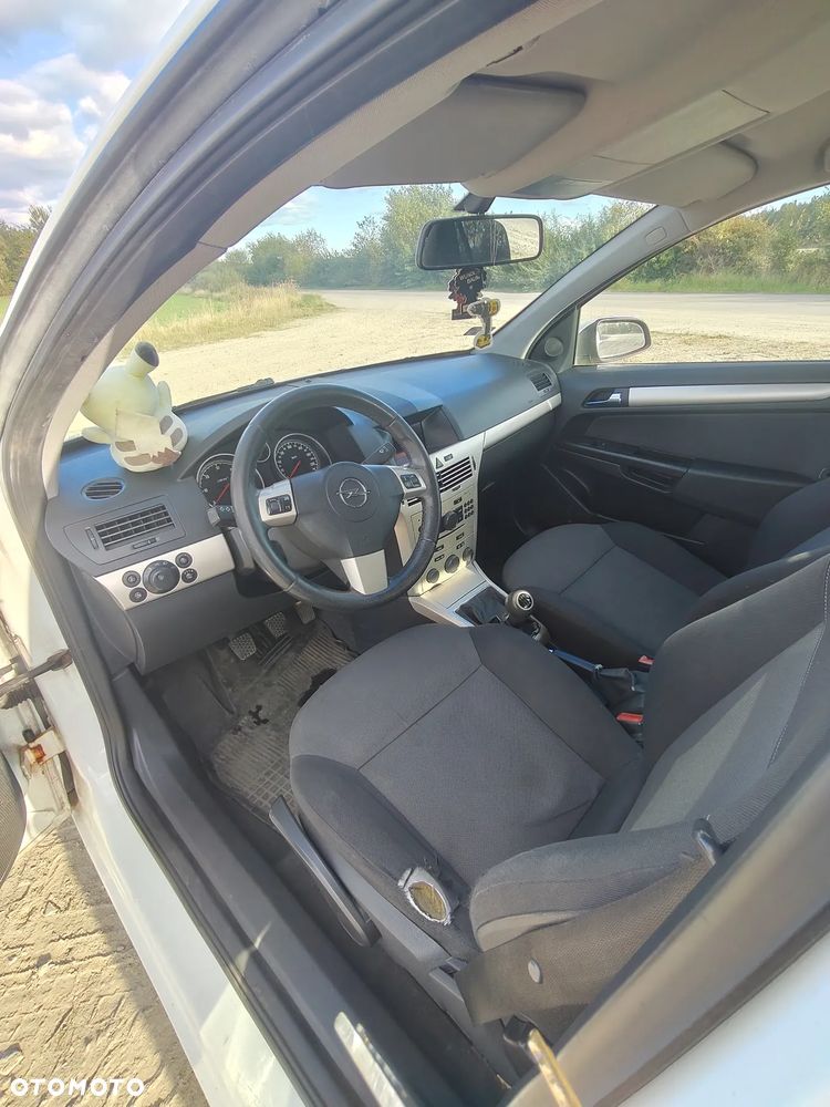 Opel Astra III 1.7 CDTI Cosmo - 19