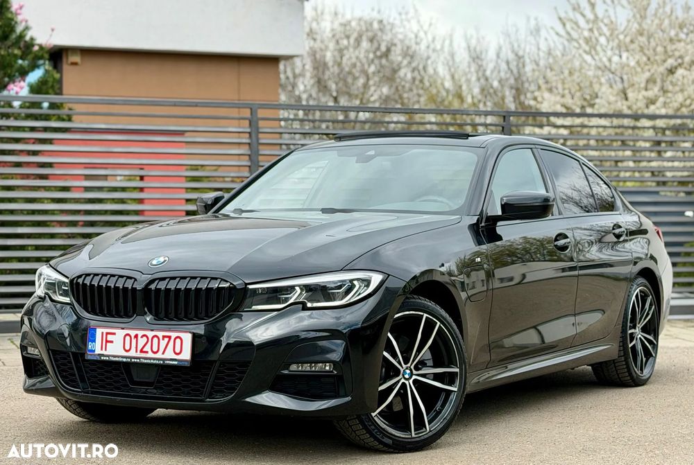 BMW Seria 3 320i Aut. Sport Line - 3