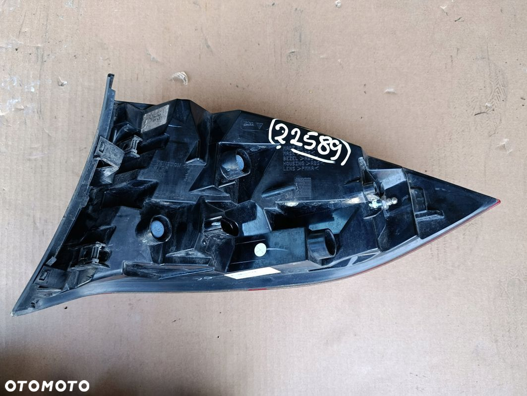 PORSCHE CAYENNE II 2 7P LAMPA LEWA TYŁ TYLNA EUROPA 7P5945095T - 2