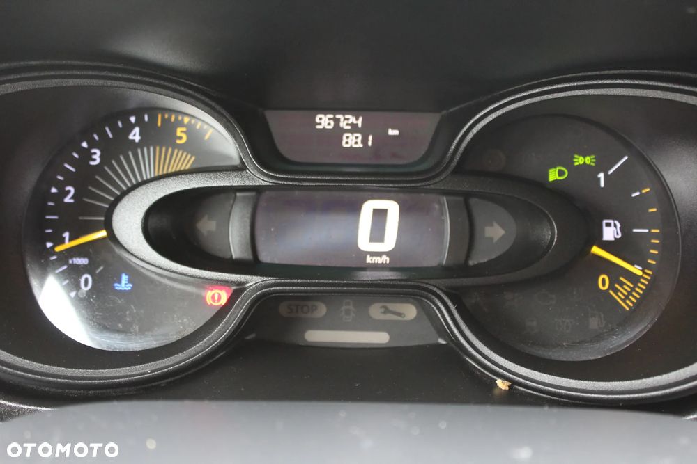 Renault Trafic - 16