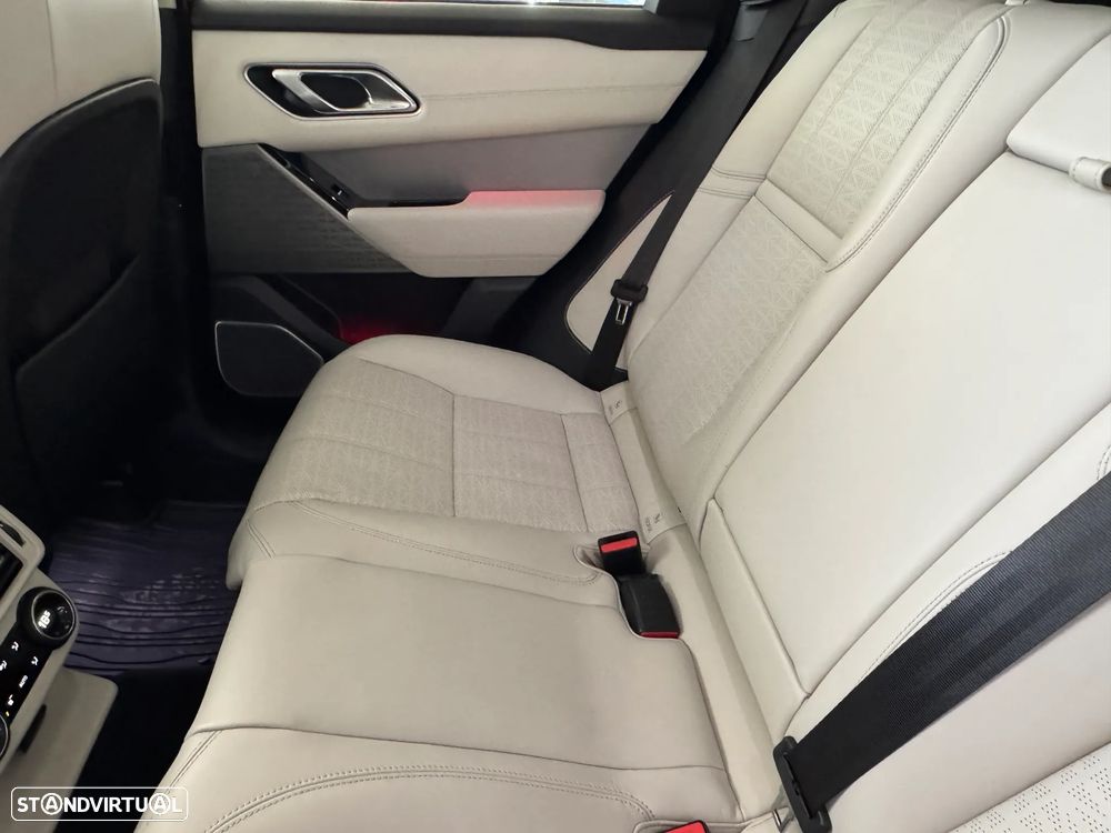 Land Rover Range Rover Velar P250 R-Dynamic - 35