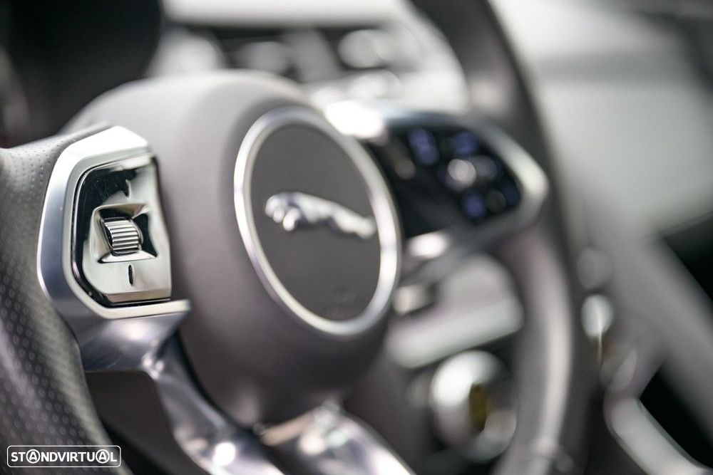 Jaguar E-Pace — fotografia 15
