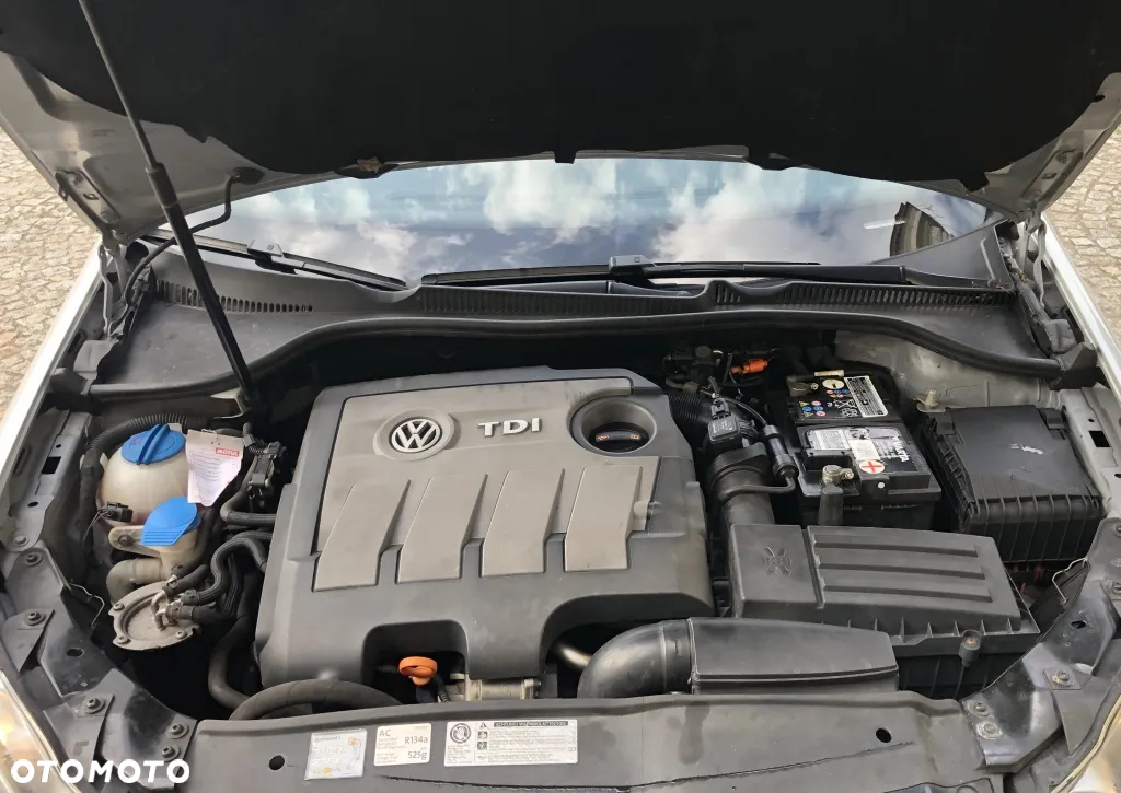 Volkswagen Golf 1.6 TDI DPF Comfortline - 21