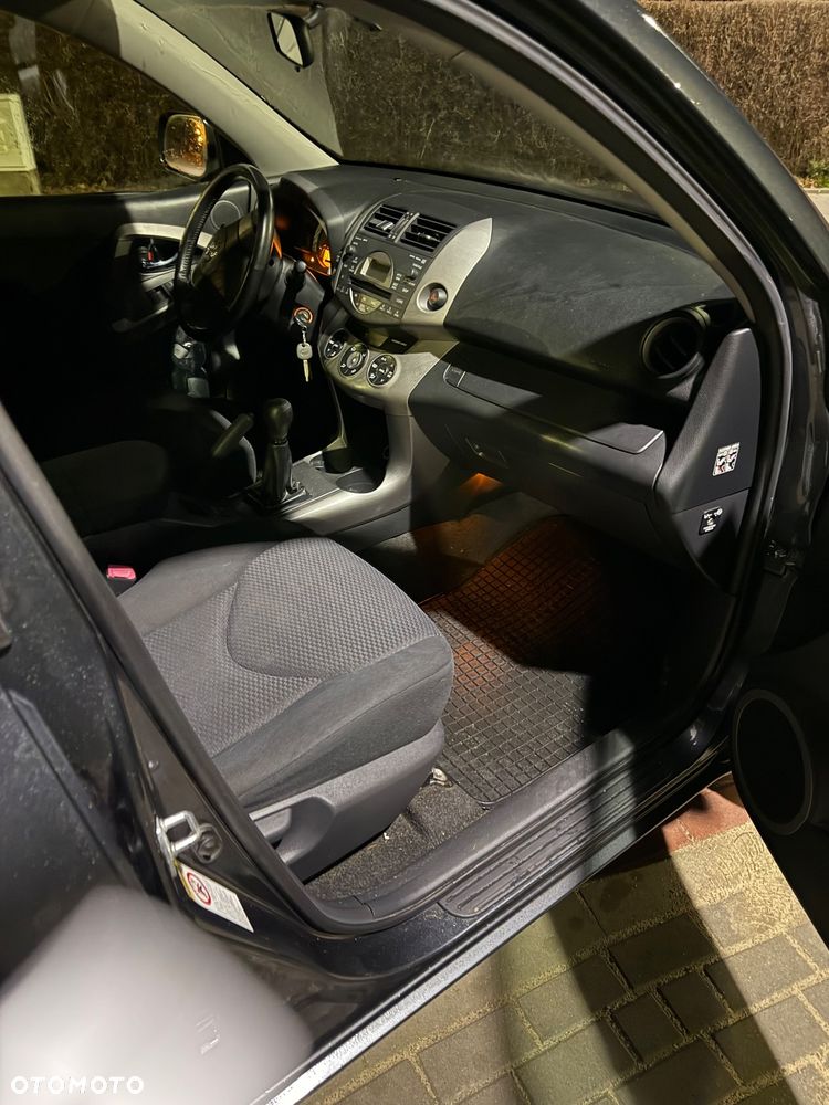 Toyota RAV4 2.0 VVT-i Sol - 15