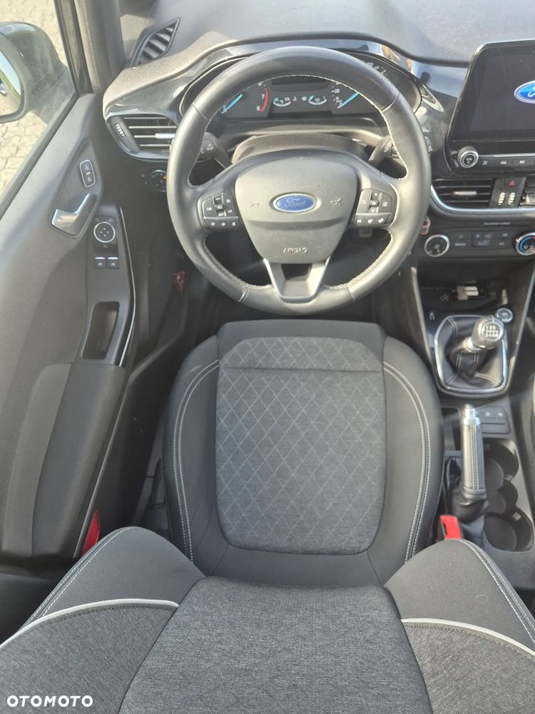Ford Fiesta - 9