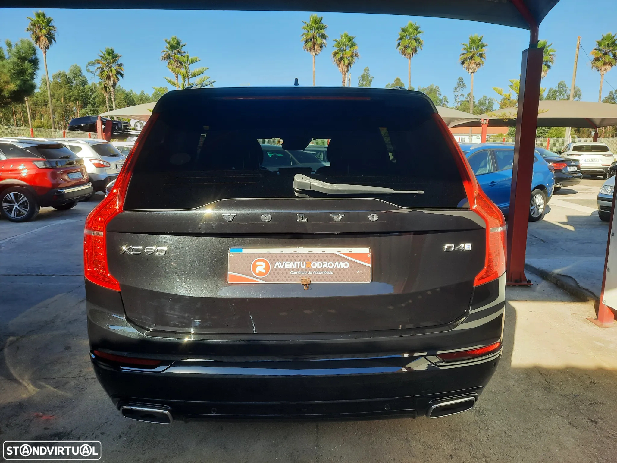 Volvo XC 90 2.0 D4 R-Design - 12