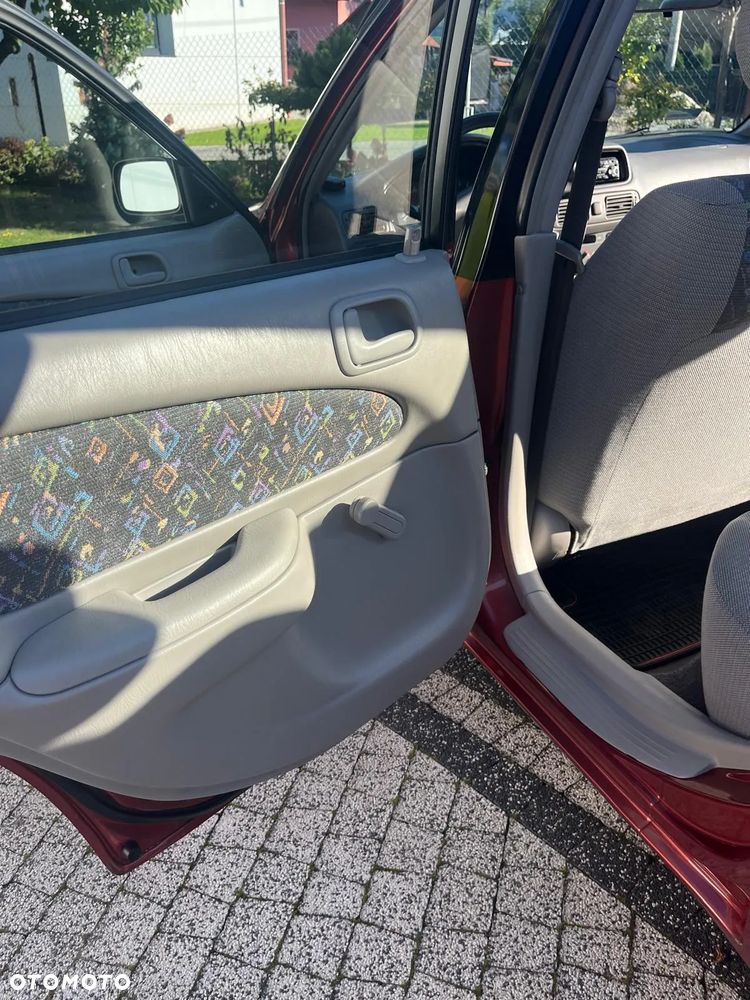 Toyota Corolla 1.4 XLi - 33