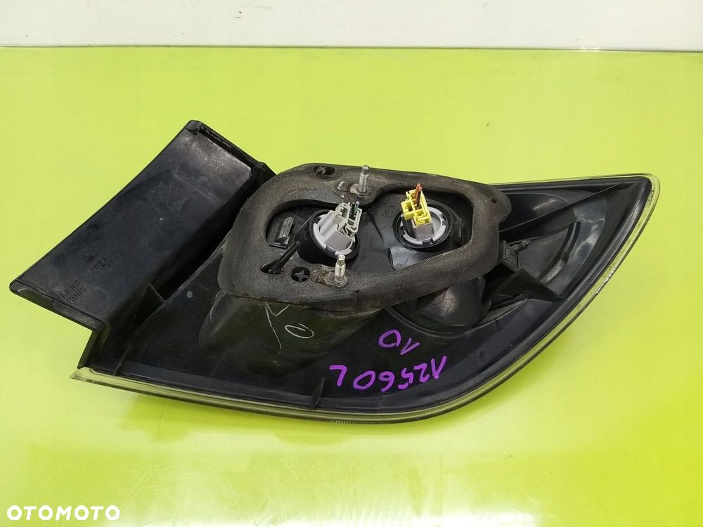 Lampa lewa tylna tył Mazda 3 I HATCHBACK 2003-2006 PRZED LIFT - 3