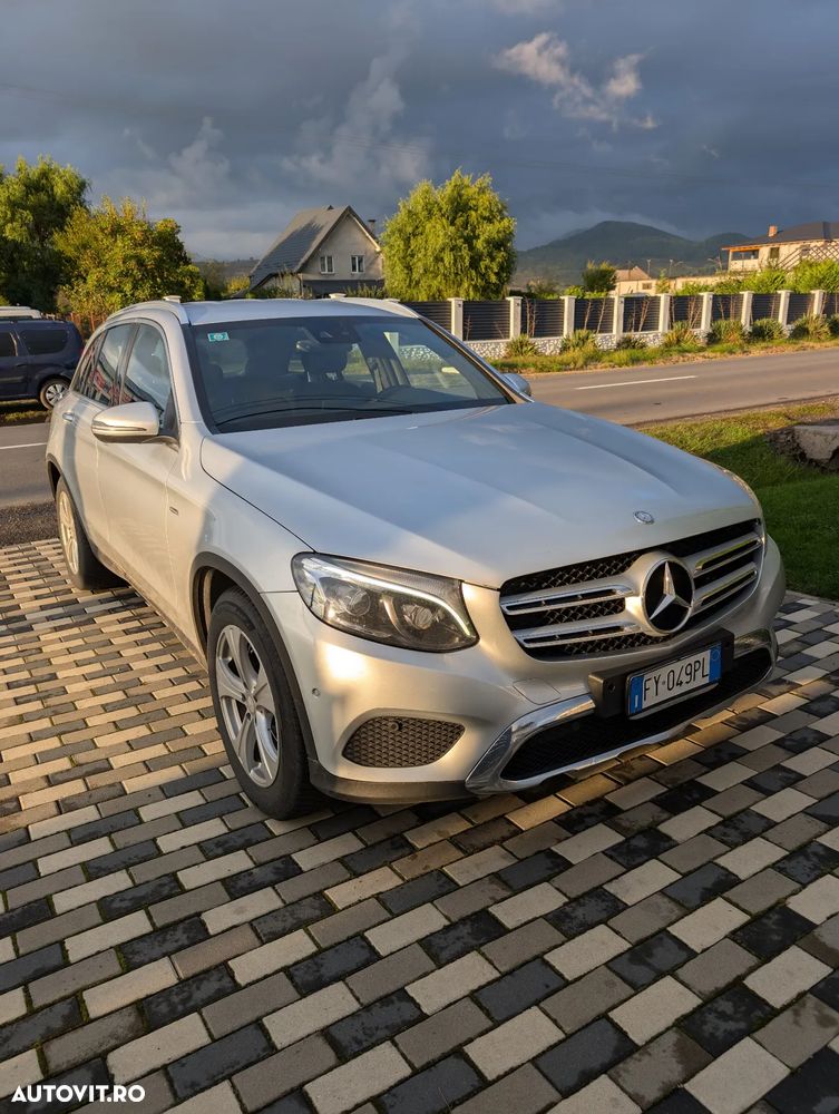 Mercedes-Benz GLC 250 d 4Matic 9G-TRONIC AMG Line - 1