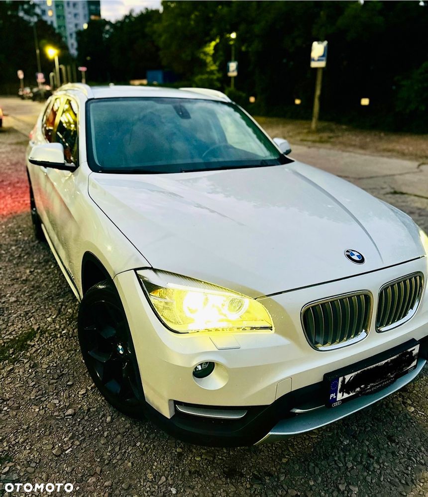 BMW X1 xDrive18d xLine - 12