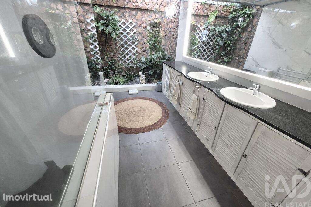 Moradia isolada T3 em Fernão Ferro - Grande imagem: 3/38