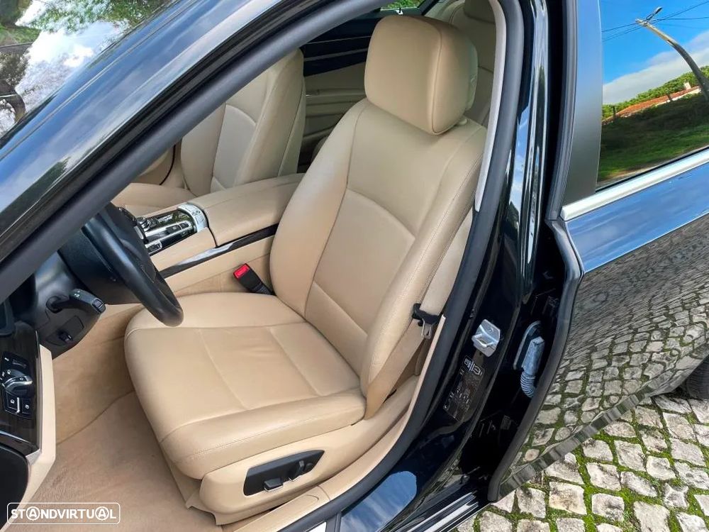 BMW 730 d - 24