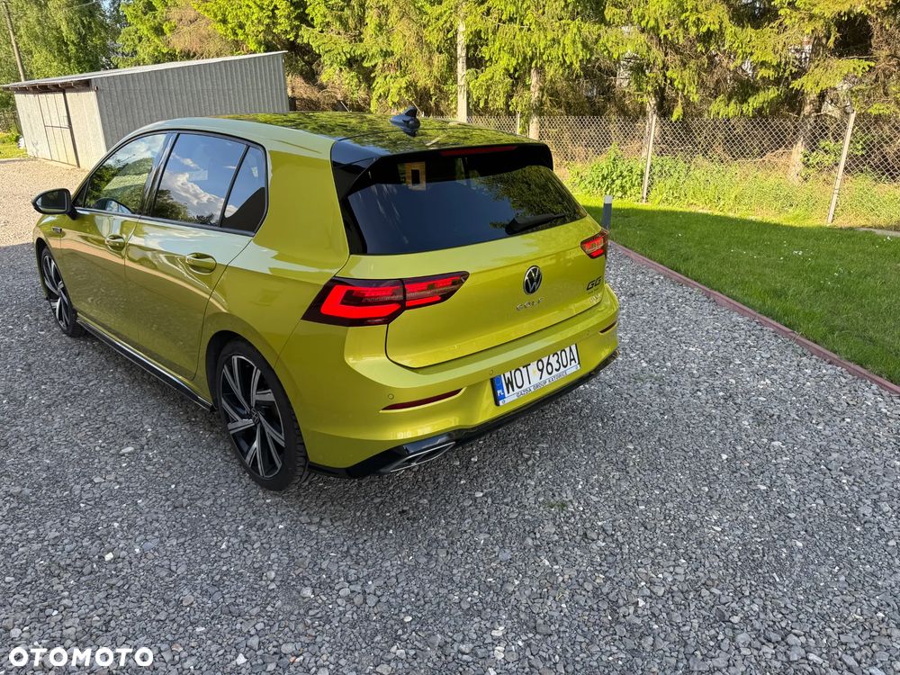Volkswagen Golf 1.5 eTSI EVO R-Line DSG - 2