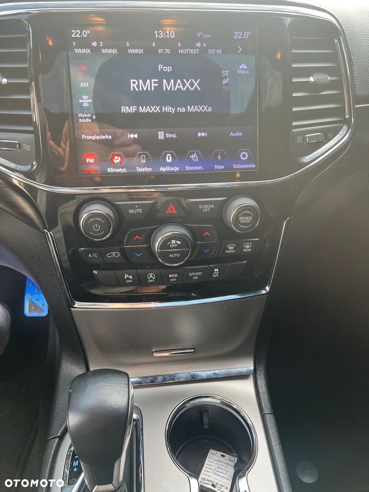 Jeep Grand Cherokee - 15