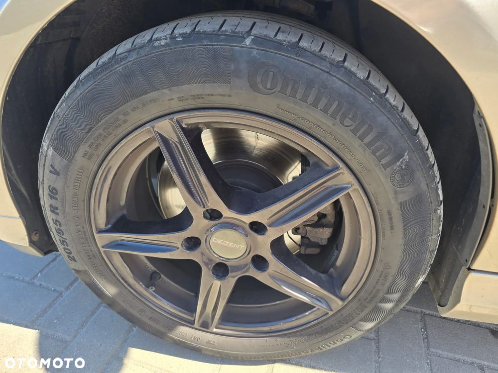 BMW Seria 3 - 18