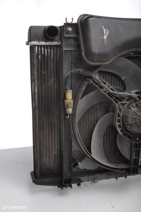 FRONTERA A 2.2 i CHŁODNICA WODY WENTYLATOR 95-98 - 4