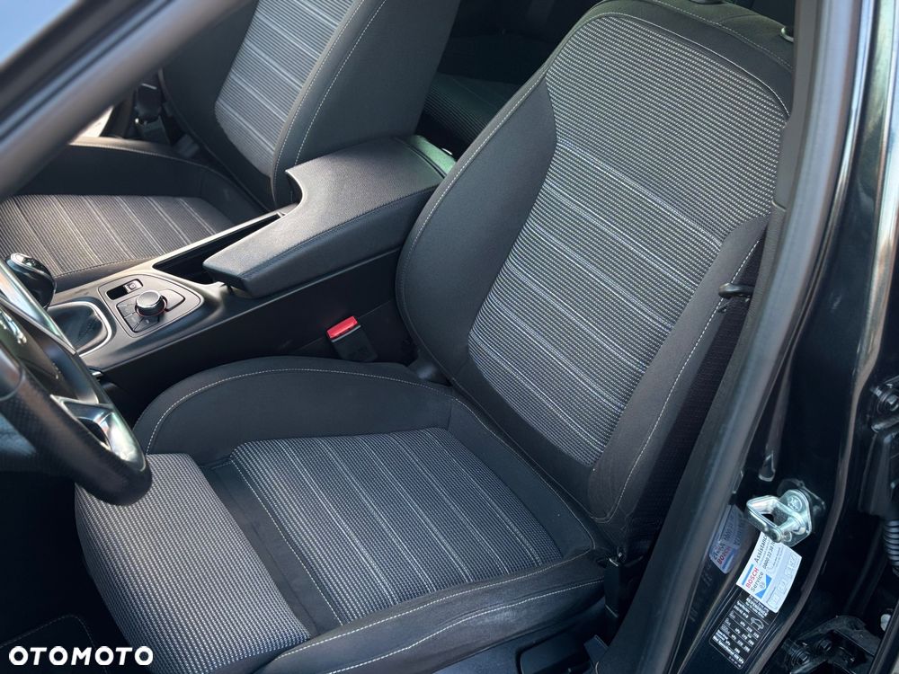 Opel Insignia 2.0 CDTI 4x4 - 12