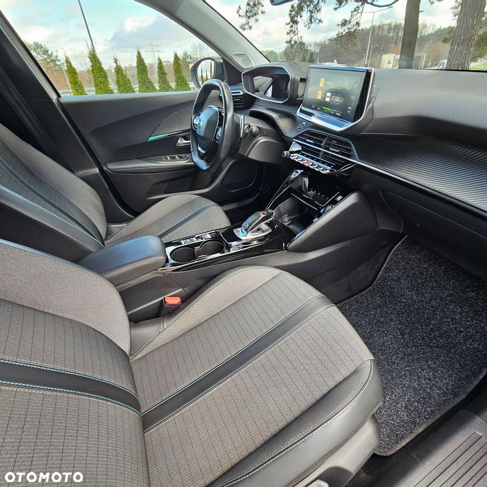 Peugeot 2008 1.5 BlueHDi Allure Pack S&S EAT8 - 11