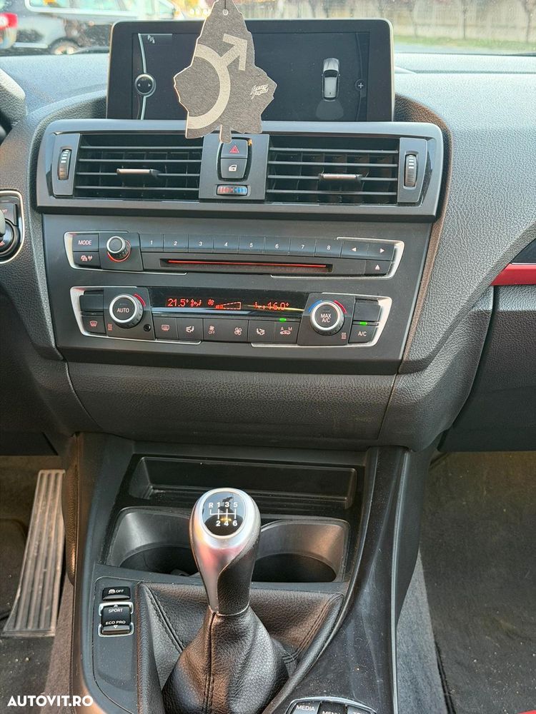 BMW Seria 1 116i Sport Line - 10