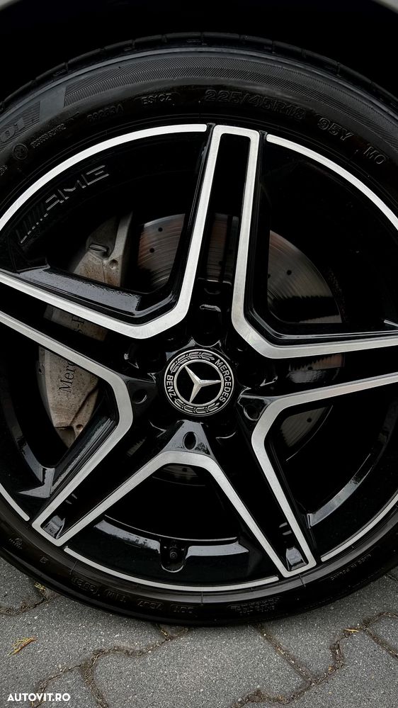 Mercedes-Benz C 300 9G-TRONIC AMG Line - 6