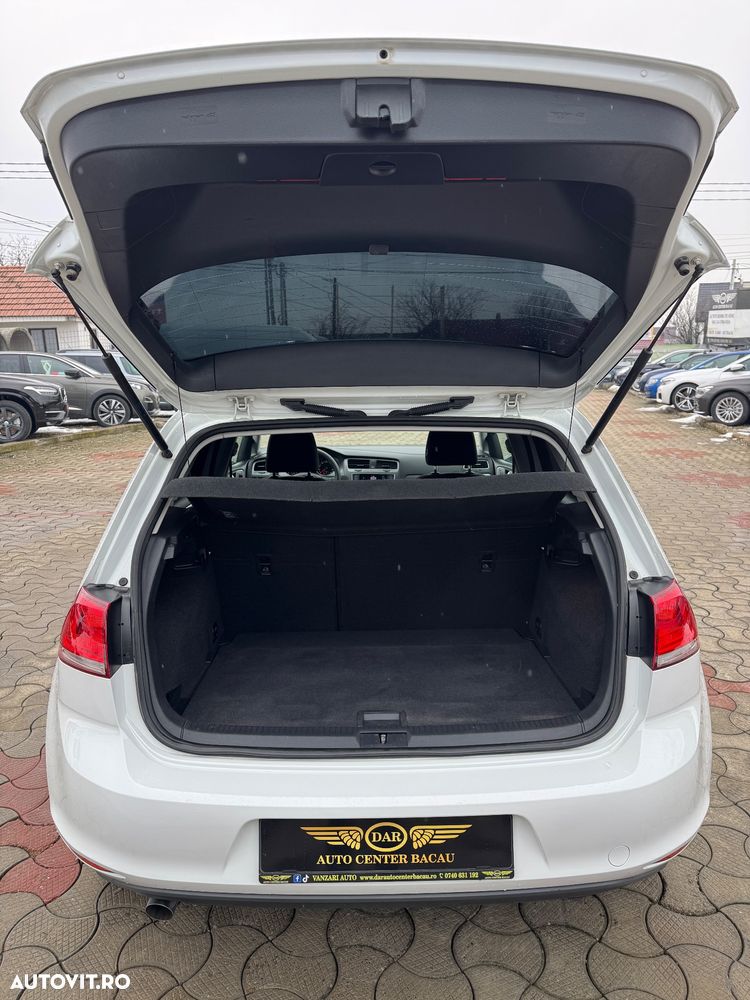 Volkswagen Golf 1.6 TDI BlueMotion Technology Comfortline - 18