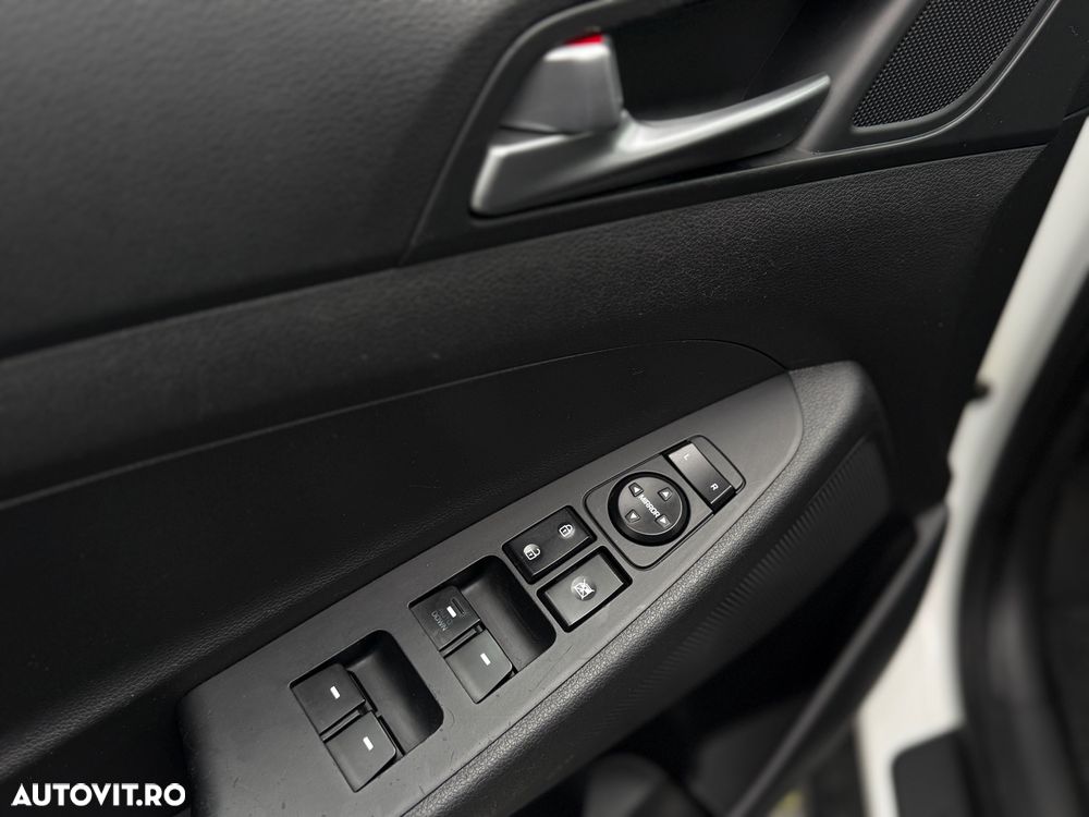 Hyundai Tucson blue 1.7 CRDi 2WD Advantage - 19